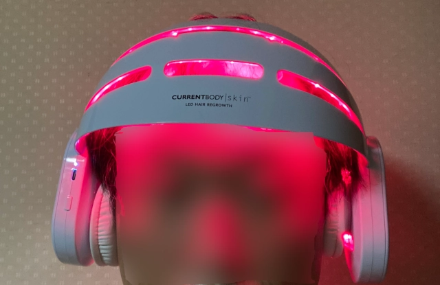 カレントボディLED頭髪を被ってスイッチを入れた状態
